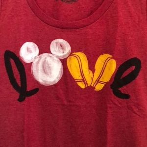 Disney Mickey Mouse LOVE T-shirt